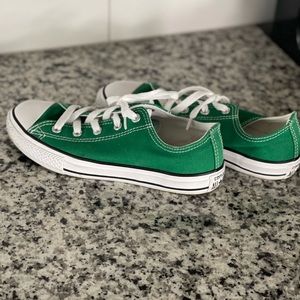 Converse Low Tops Chuck Taylor Green US 2 UK 1.5 EU 33.5 - Excellent condition